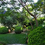 Emel Otel *