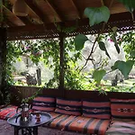 Emel Otel *
